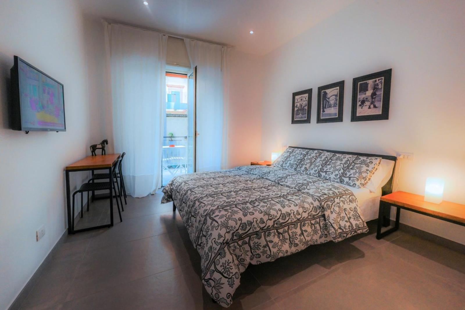 Signora Titina Rooms Napoli Bagian luar foto